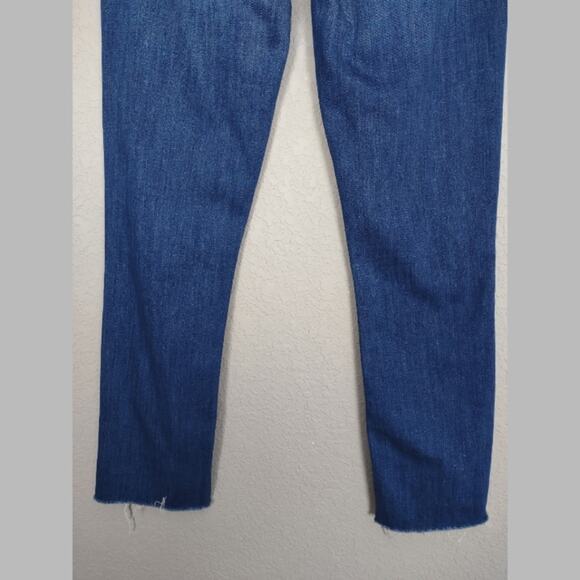 MOTHER The Mid Rise Dazzler Crop Fray Jeans In Squeeze It Size 25 - Picture 14 of 16